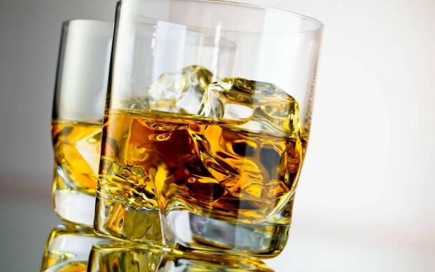 Alcohol after tooth extraction