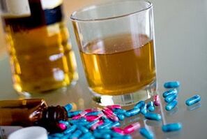 Alcohol and antibiotic use